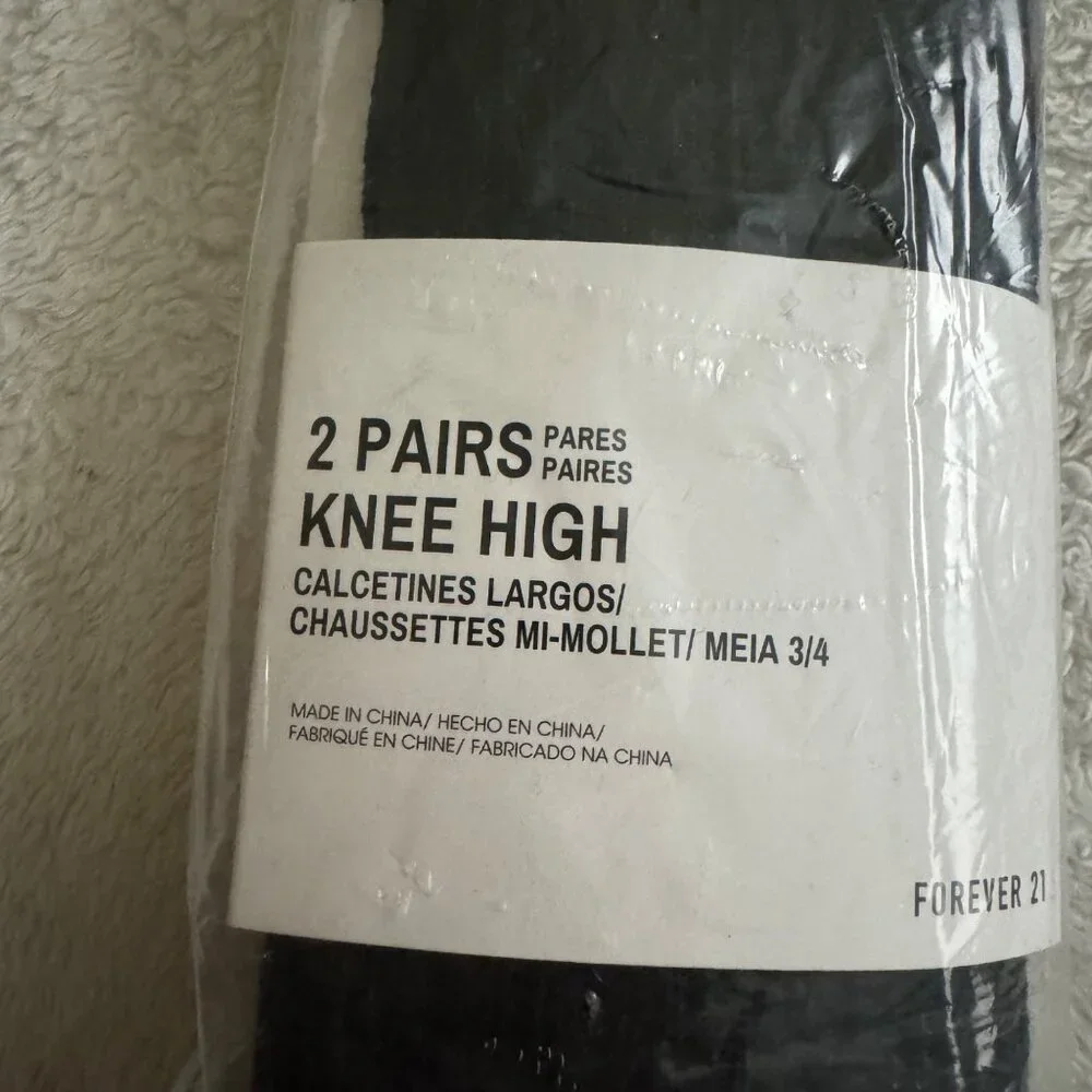 Forever 21 2 pairs womens ribbed socks knee high black color one size new‎